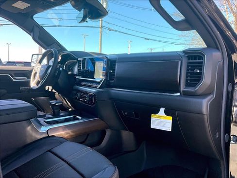 New 2026 Chevrolet Silverado 1500 High Country image 10