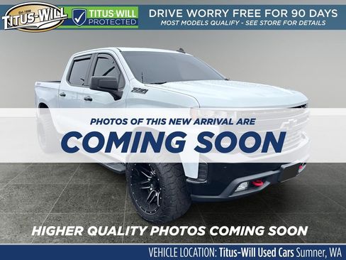 Used 2021 Chevrolet Silverado 1500 LT Trail Boss w/ Convenience Package II image 1