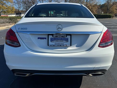 Used 2018 Mercedes-Benz C 300 Sedan image 4