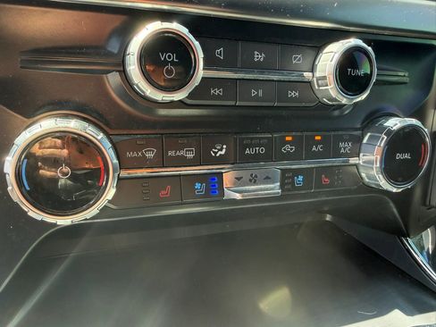 Used 2023 Ford F150 Lariat AWD/4WD image 19
