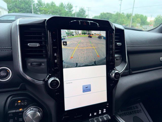 Used 2022 RAM 1500 Laramie AWD/4WD image 32
