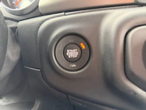 Used 2021 Jeep Wrangler Sport AWD/4WD image 29