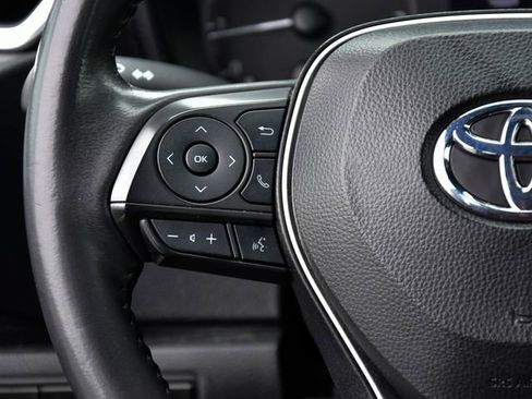 Certified 2024 Toyota Corolla SE image 18