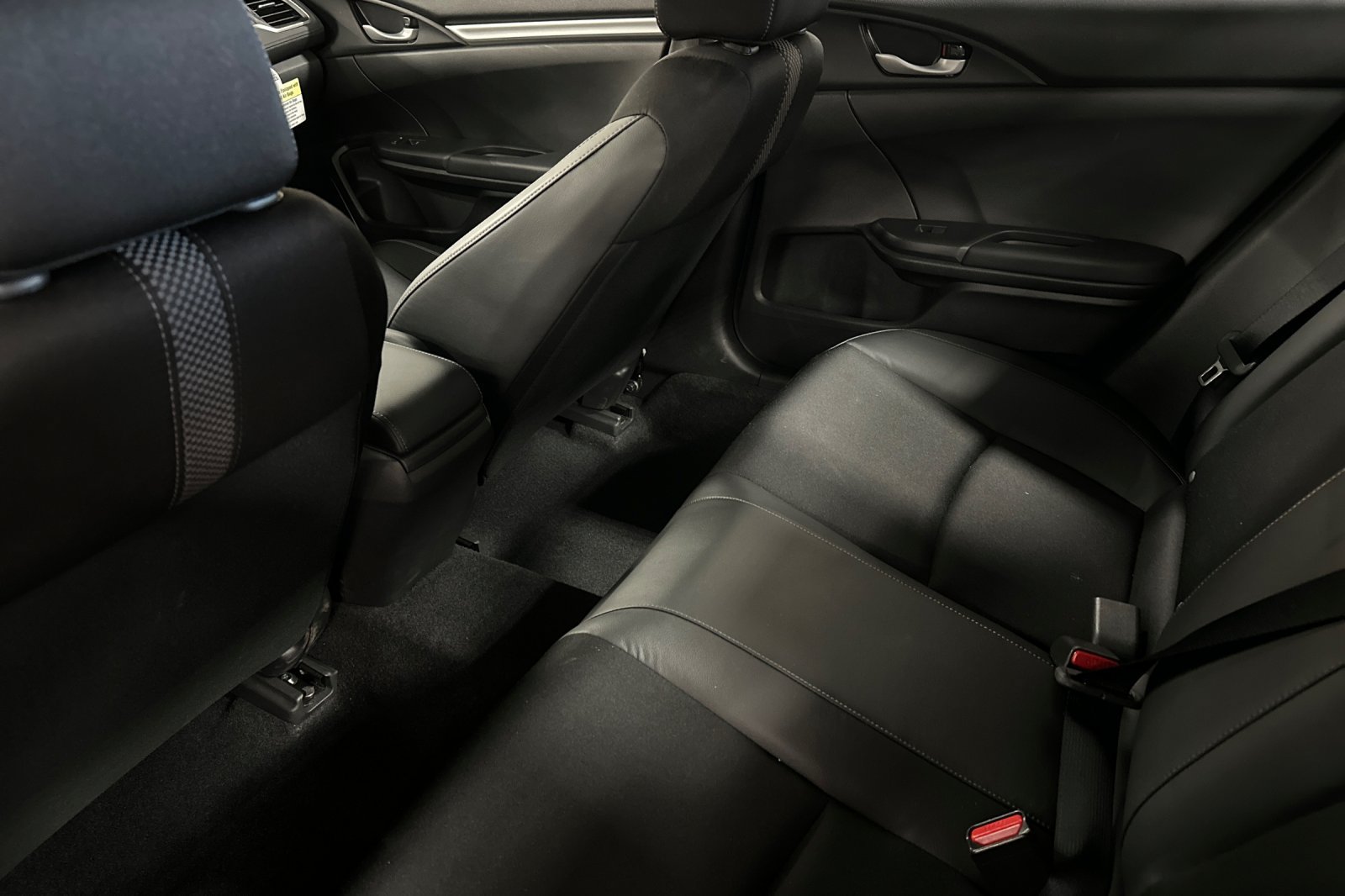 Used 2020 Honda Civic Sport image 14