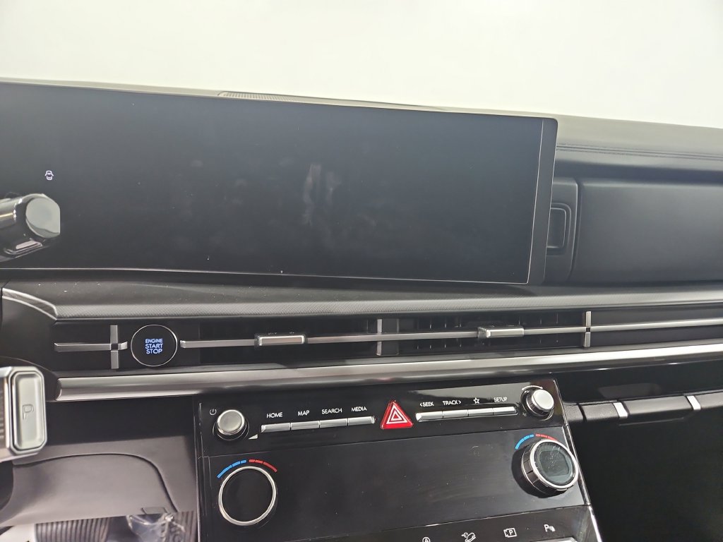 Certified 2026 Hyundai Santa Fe SEL AWD/4WD image 18