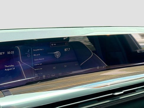 New 2025 Cadillac Escalade Premium Luxury image 15