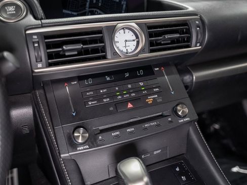 Used 2016 Lexus RC 350 image 49