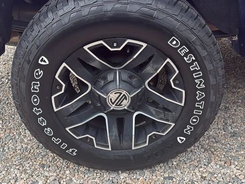 Used 2016 Chevrolet Colorado Z71 AWD/4WD image 32