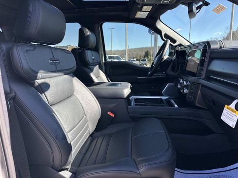 New 2026 Ford F250 Platinum image 13