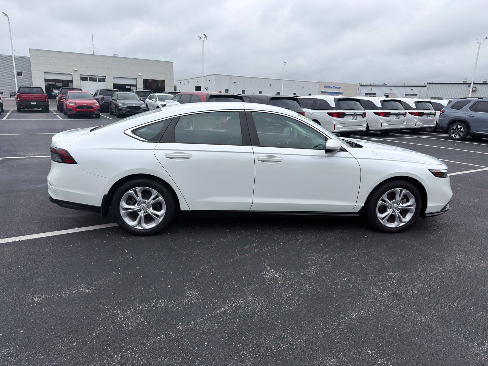 Used 2023 Honda Accord LX image 7