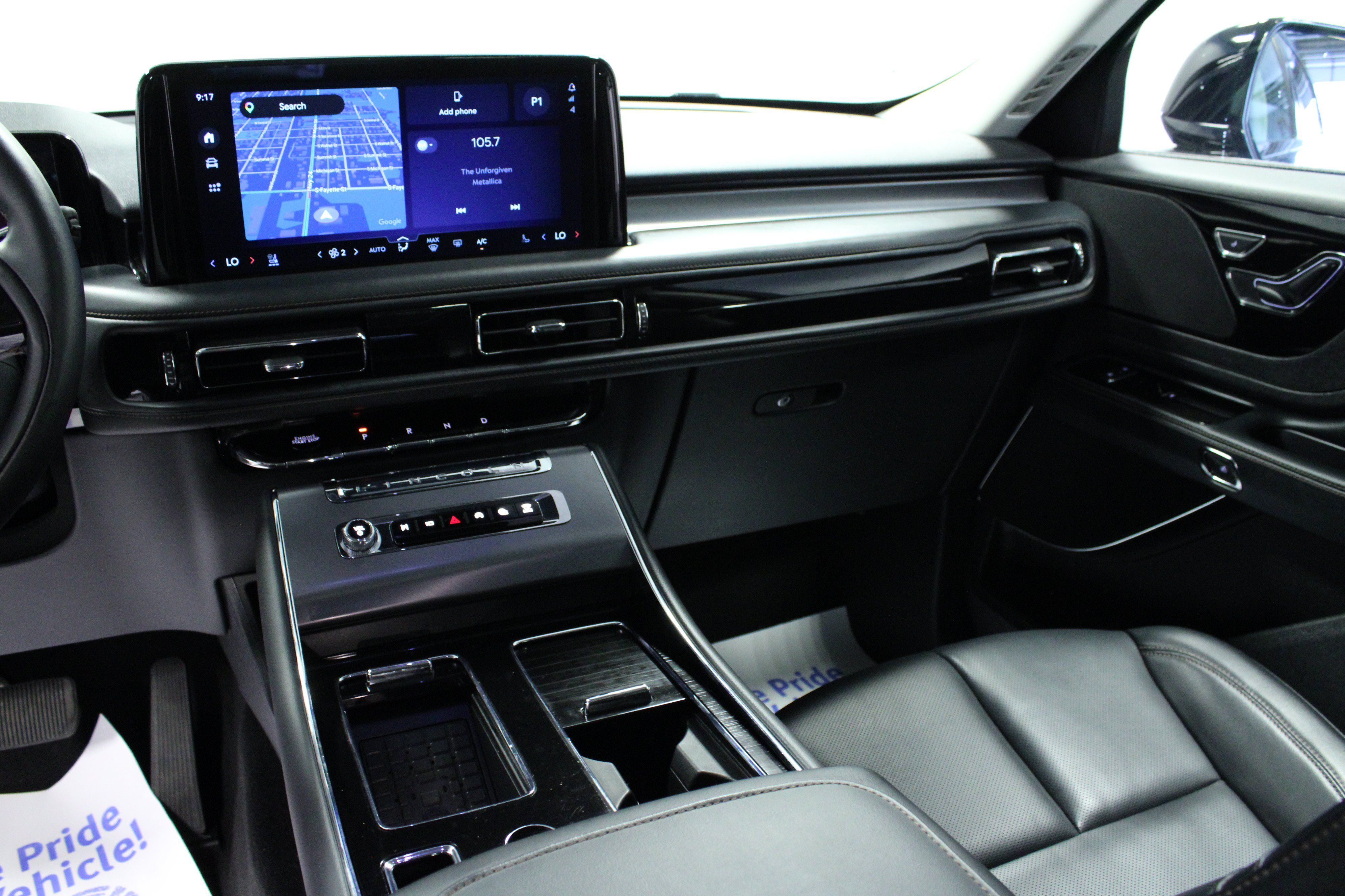 Used 2025 Lincoln Aviator AWD image 20