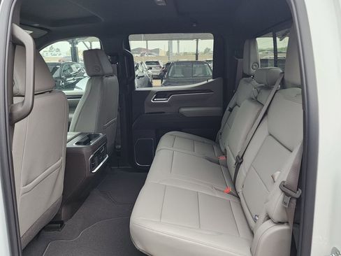 New 2026 GMC Sierra 1500 SLT w/ SLT Premium Plus Package image 42