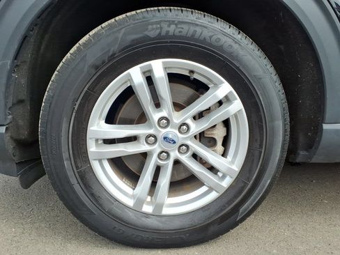 Certified 2023 Ford Explorer XLT AWD/4WD image 24