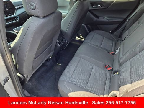 Used 2025 Chevrolet Equinox LT AWD/4WD image 14
