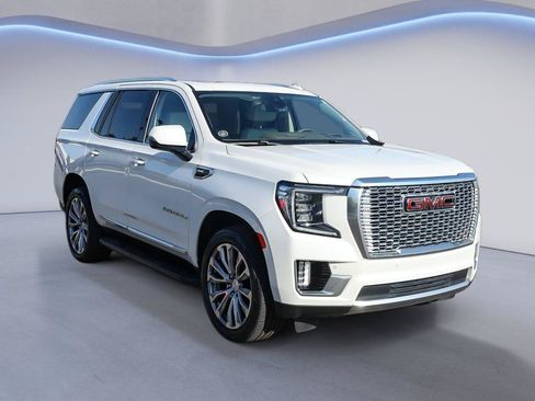 Used 2021 GMC Yukon Denali AWD/4WD image 9