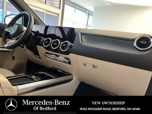 Used 2025 Mercedes-Benz GLA 250 4MATIC image 21