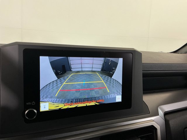 Used 2025 Toyota 4Runner SR5 AWD/4WD image 20