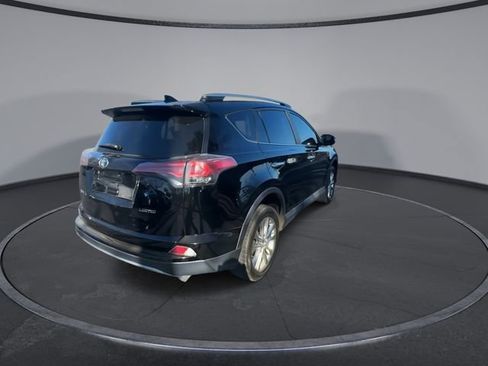 Used 2018 Toyota RAV4 Limited image 13