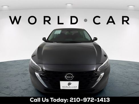 Used 2024 Nissan Sentra S image 2