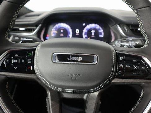 New 2025 Jeep Grand Cherokee L Overland image 11