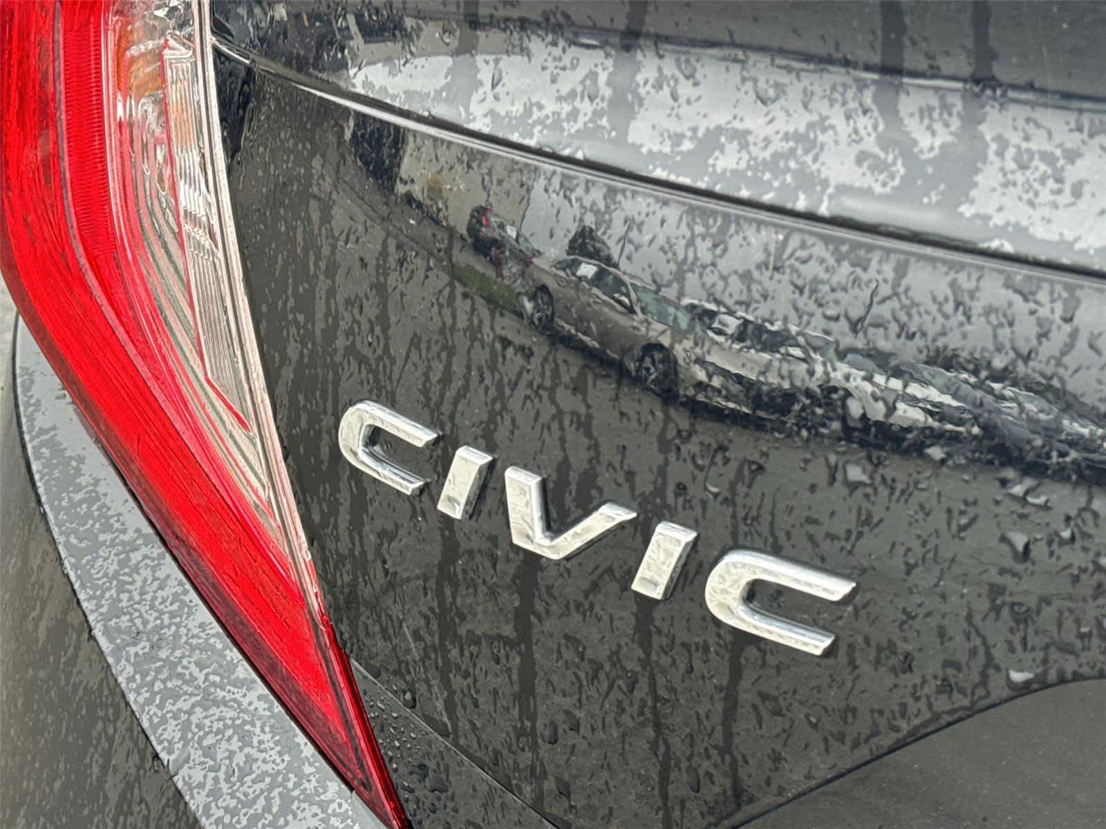 Used 2021 Honda Civic EX image 11