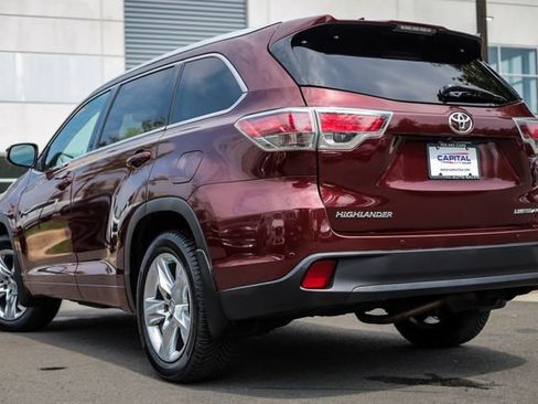 Used 2015 Toyota Highlander Limited Platinum AWD/4WD image 18