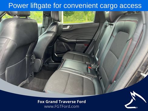 Certified 2025 Ford Escape ST-Line Select AWD/4WD image 5