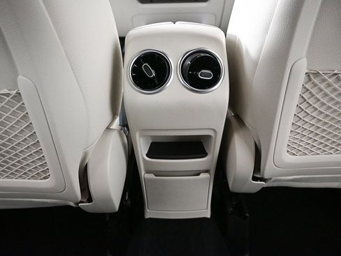 Certified 2025 Mercedes-Benz GLA 250 image 18