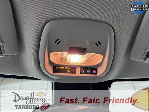 Used 2025 Chevrolet Trax LT FWD image 48