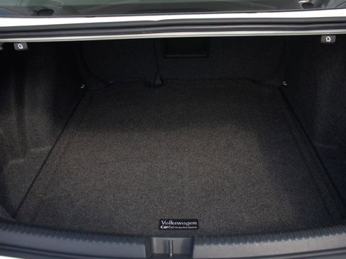 Used 2017 Volkswagen Jetta SEL image 41