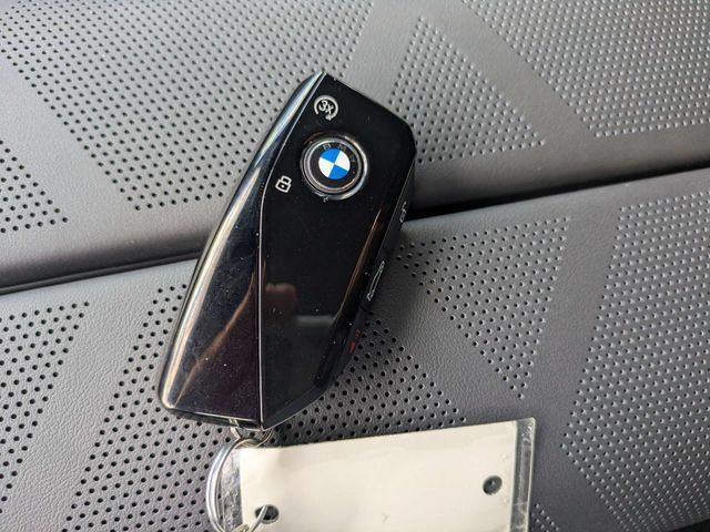 New 2027 BMW 740i xDrive w/ Executive Package AWD/4WD image 31
