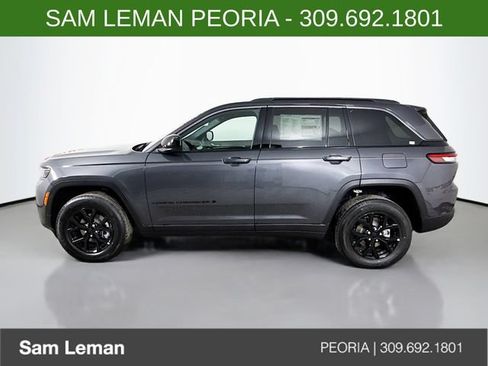 New 2026 Jeep Grand Cherokee Altitude AWD/4WD image 4