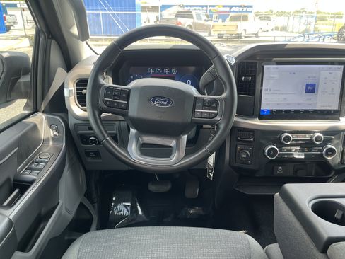 Used 2025 Ford F150 XLT w/ Equipment Group 301A Standard AWD/4WD image 27