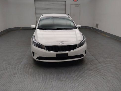 Used 2018 Kia Forte S image 14
