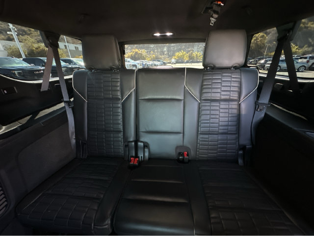Certified 2024 Cadillac Escalade ESV V w/ LPO, ONYX Package AWD/4WD image 18