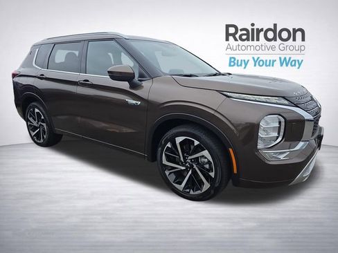 Used 2023 Mitsubishi Outlander SEL AWD/4WD image 1