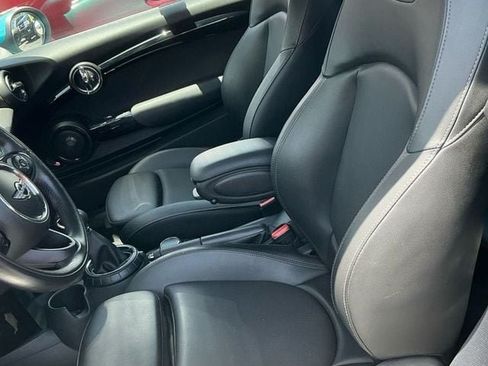 Used 2017 MINI Cooper S FWD image 5