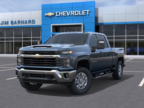 New 2026 Chevrolet Silverado 3500 LT w/ True North Edition AWD/4WD image 6