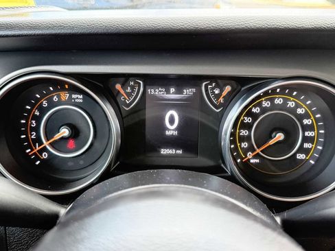 Used 2022 Jeep Wrangler Willys image 37