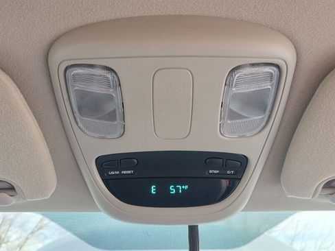 Used 2005 Dodge Ram 2500 Truck SLT image 40