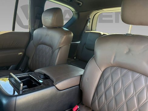 Used 2023 Nissan Armada Platinum w/ Captain's Chairs Package image 4
