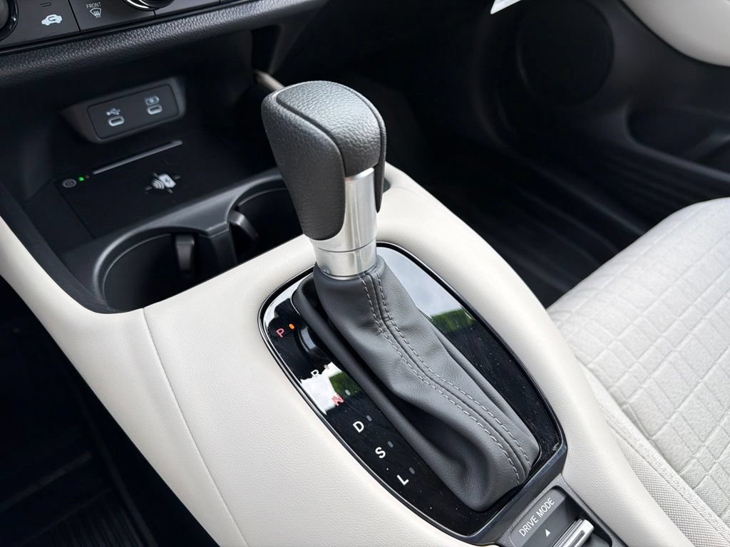 Used 2026 Honda HR-V LX image 15