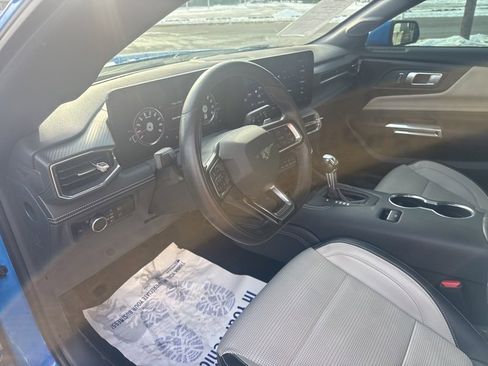 Used 2024 Ford Mustang GT Premium image 12