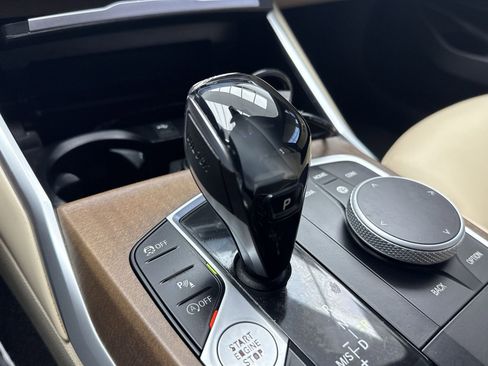 Used 2019 BMW 330i Sedan image 25