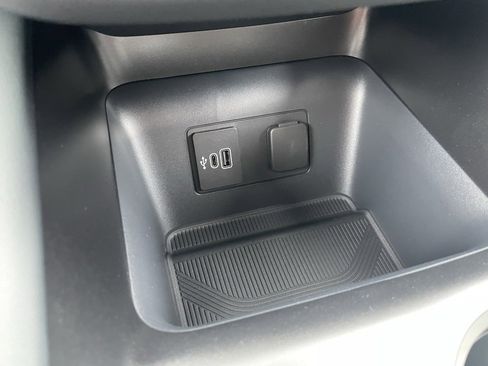 New 2026 Ford Explorer ST-Line w/ ST-Line Street Pack image 14