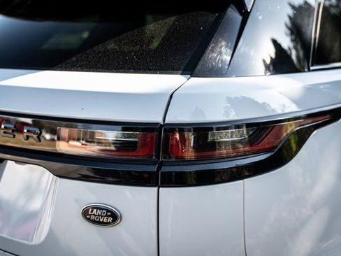 Used 2023 Land Rover Range Rover Velar R-Dynamic S image 14