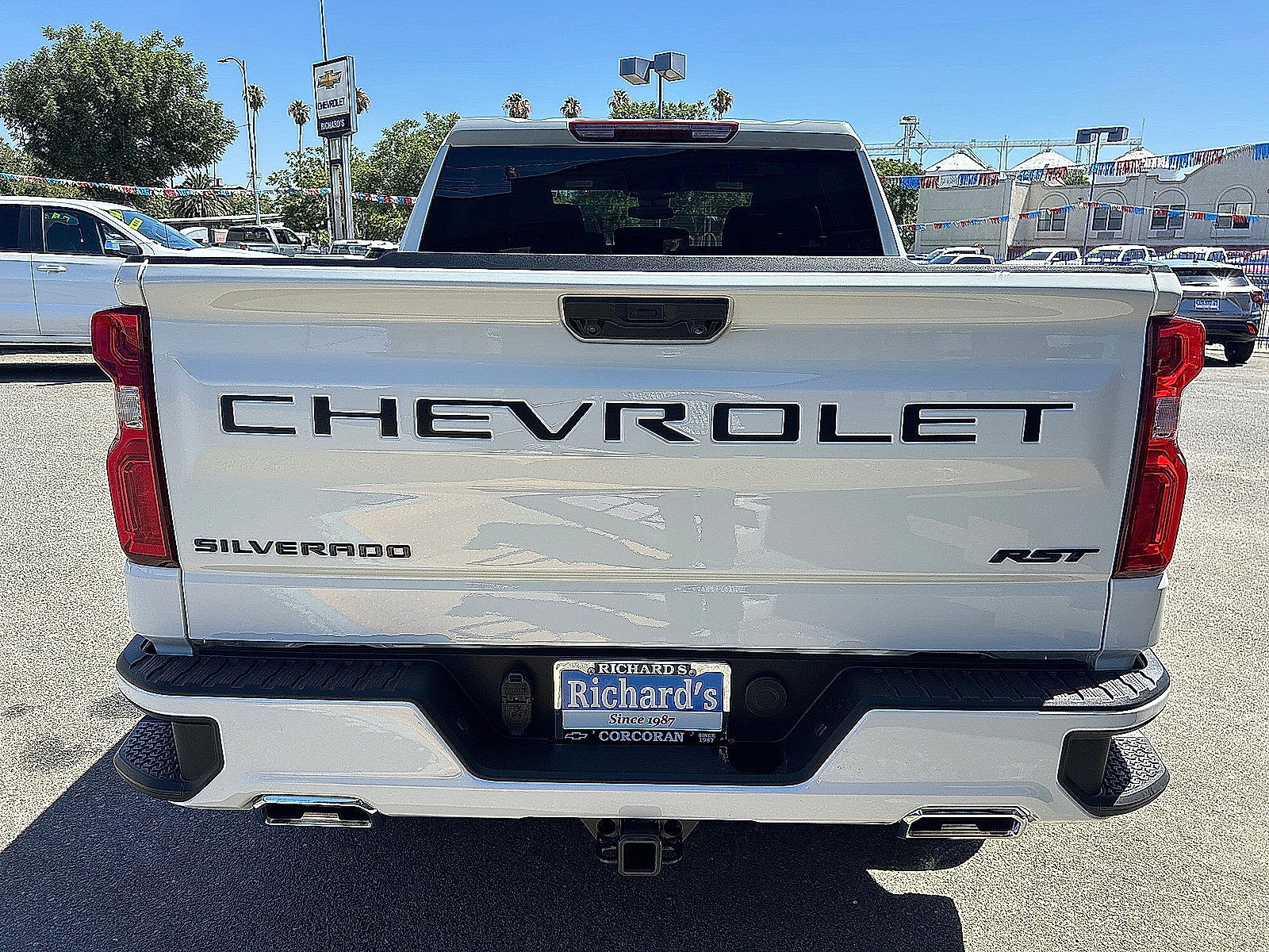 New 2026 Chevrolet Silverado 1500 RST w/ Z71 Off-Road Package AWD/4WD image 4