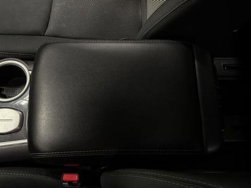 Used 2020 Nissan Pathfinder S image 19