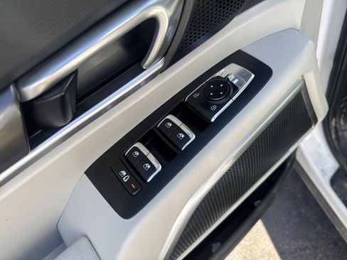Used 2023 Kia Telluride S w/ S Sunroof Package AWD/4WD image 17