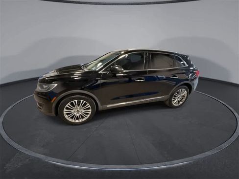 Used 2017 Lincoln MKX Reserve w/ Lincoln MKX Climate Package image 4